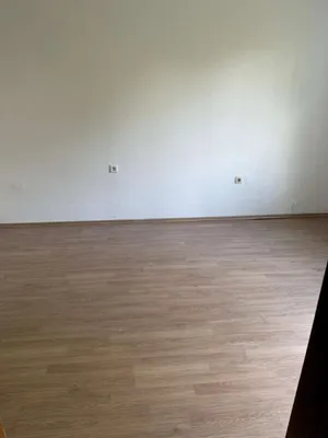 Schöne Wohnung im Villenviertel – Bild 3