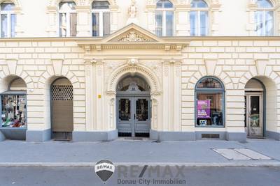 "Fully furnished and ready to move in" – Bild 3
