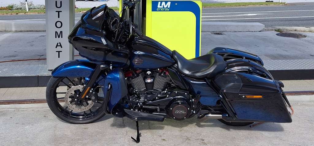 Harley-Davidson CVO FLTRXSE CVO ROAD GLIDE Tourer