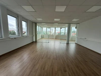 3-Zimmer-Gewerbeimmobilie mieten in Mödling – 98 m², € 1.252 – Bild 5 von 7
