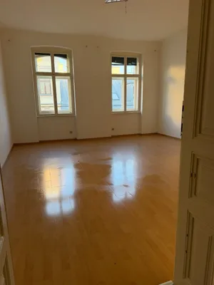 1-Zimmer-Wohnung mieten in Wien – 33 m², € 357 – Bild 2 von 3