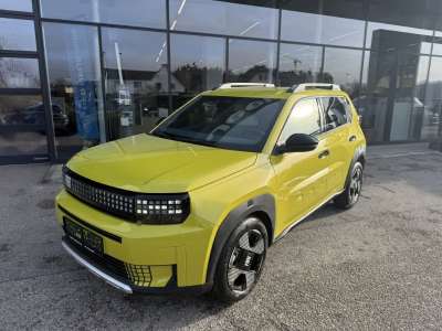 Fiat Grande Panda Hybrid mHEV 110 6-Gang eDCT La Prima