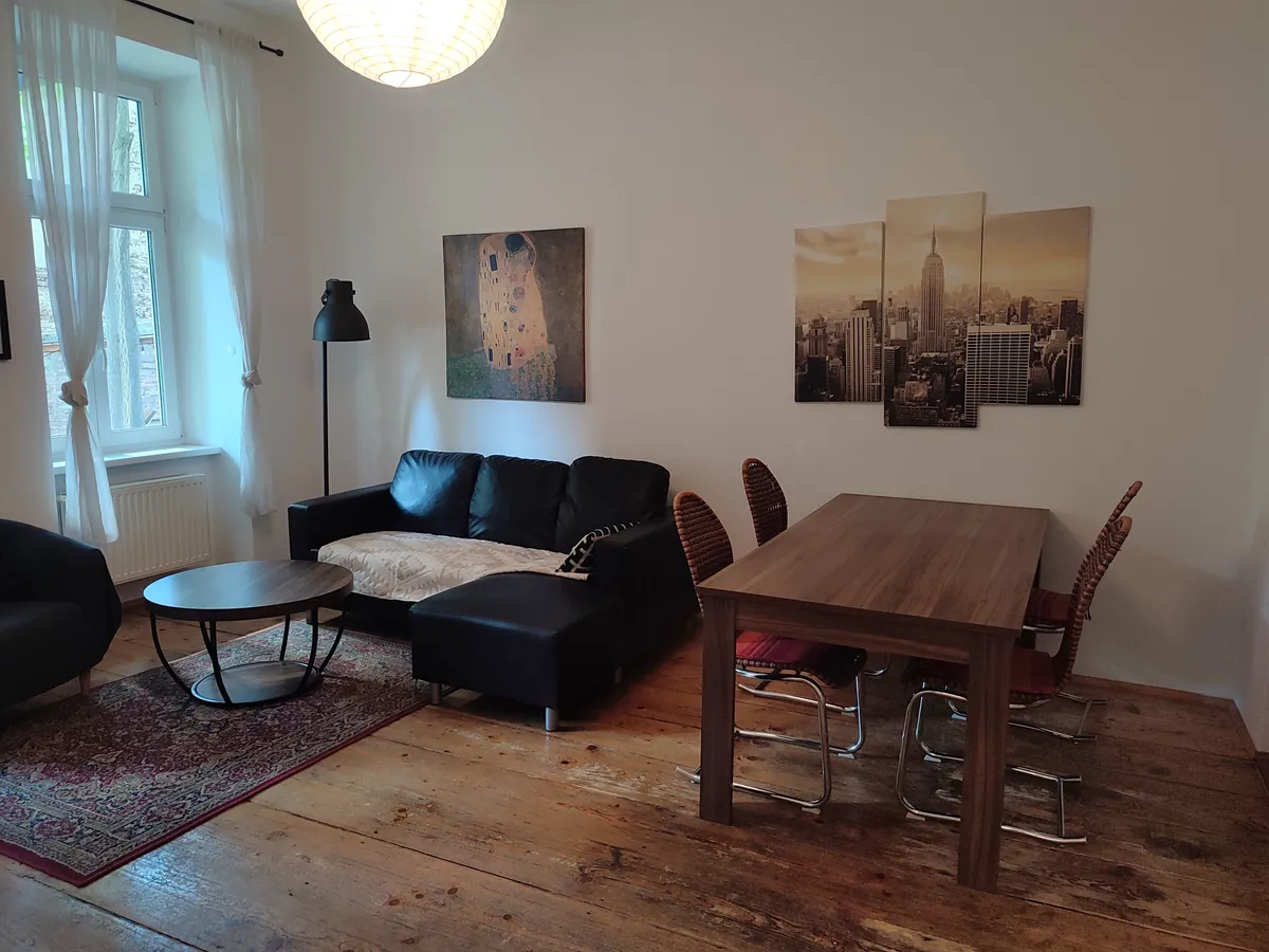 1,5-Zimmer-Wohnung / Innenhof mit Grünblick - Ansicht 2