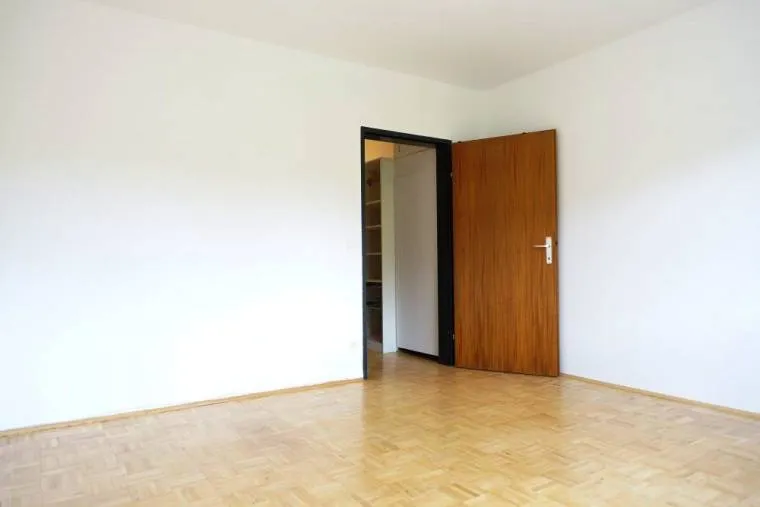 Sonnige Garconniere in der Kranebitter Allee zu vermieten - Ansicht 3