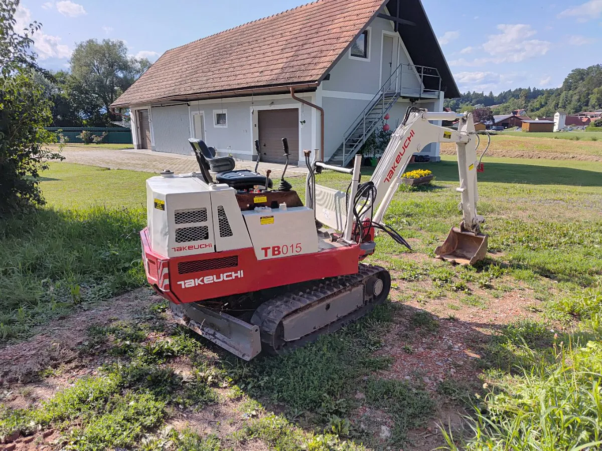 Takeuchi Sonstige