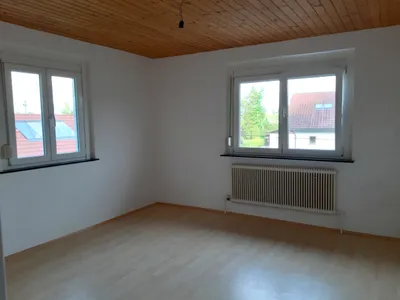 3-Zimmer-Wohnung mieten in Gmunden – 80 m², € 995 – Bild 2 von 9