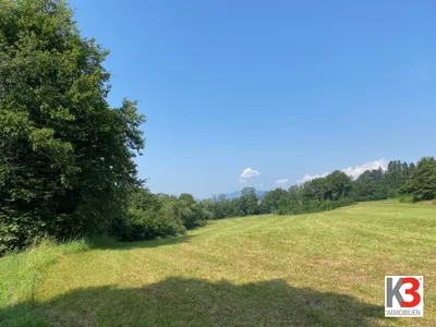 Grundstück kaufen in Klagenfurt – 400 000 m² – Bild 2 von 2