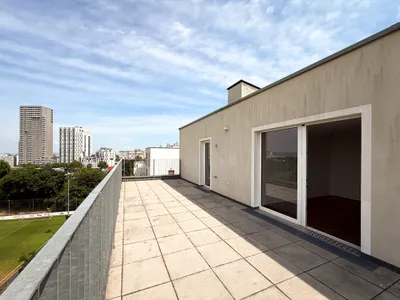 Dachgeschosswohnung mit 33m² Terrasse mit 4 Zimmern | Viola Park