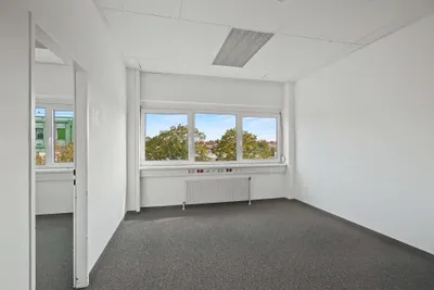 Gewerbeimmobilie mieten in Wien – 900 m², € 10 – Bild 11 von 17