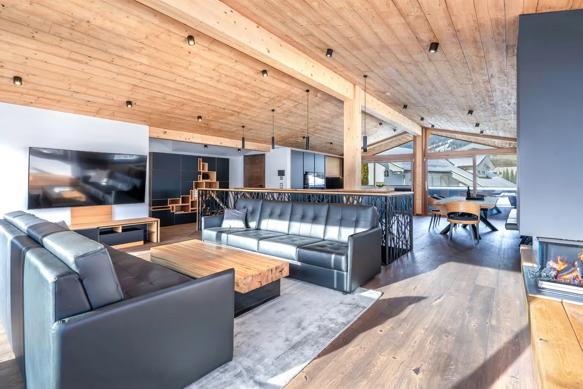 Modernes Chalet in fußläufiger Zentrumslage - Ansicht 2