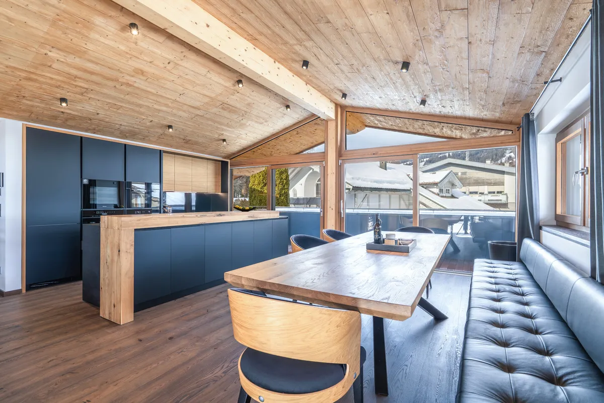 Modernes Chalet in fußläufiger Zentrumslage - Ansicht 3