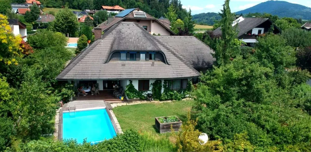 MARIA SAAL: WOHNHAUS mit POOL, Maria Saal