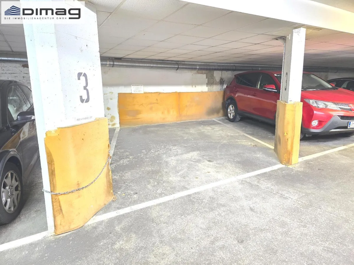 Garagenstellplatz für einen PKW in verkehrsgünstiger Lage - Ansicht 2