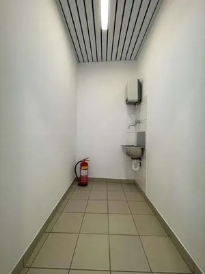 Gewerbeimmobilie mieten in Linz – 327 m², € 2.169 – Bild 12 von 13