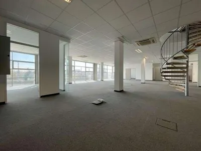 Gewerbeimmobilie mieten in Linz – 327 m², € 2.169 – Bild 2 von 13