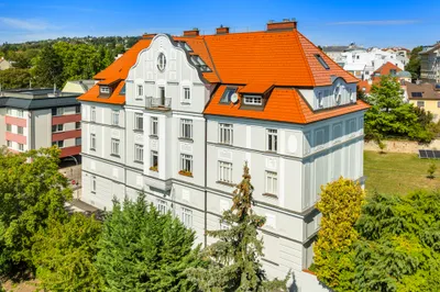 6-Zimmer-Wohnung kaufen in Tulln – 242,87 m², € 1.800.000 – Bild 2 von 13
