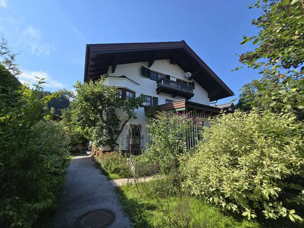 Renoviertes Mehrfamilienhaus in ruhiger Lage – pohled 3