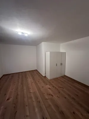 Wohnung mieten in Salzburg Stadt – 35 m², € 700 – Bild 2 von 8