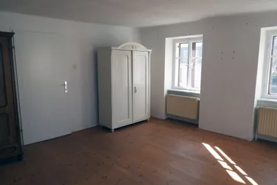 7-Zimmer-Immobilie kaufen in Waidhofen an der Thaya – 280 m², € 198.000 – Bild 11 von 24