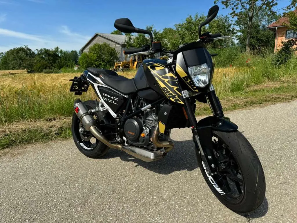 KTM 690