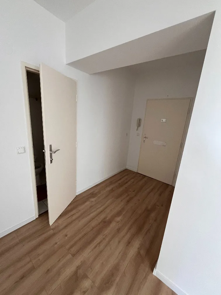 Moderne 2-Zimmer-Wohnung III TOP-LAGE im Zentrum von Amstetten - Widok 3