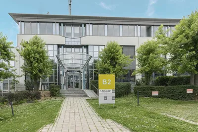 Gewerbeimmobilie mieten in Bruck an der Leitha – 741 m², € 5