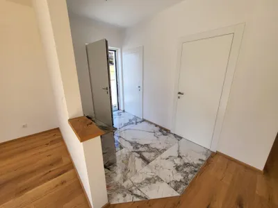 4-Zimmer-Haus kaufen in Vöcklabruck – 103 m², € 410.000 – Bild 3 von 15
