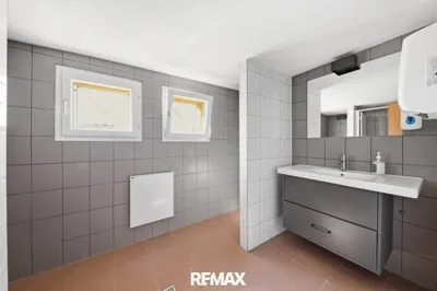 Gewerbeimmobilie mieten in Hollabrunn – 351 m², € 2.400 – Bild 11 von 13