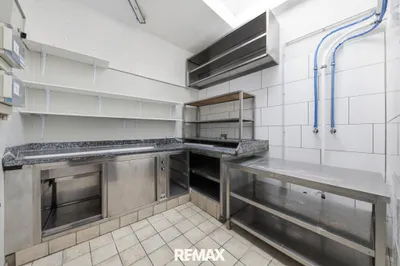 Gewerbeimmobilie mieten in Hollabrunn – 351 m², € 2.400 – Bild 13 von 13