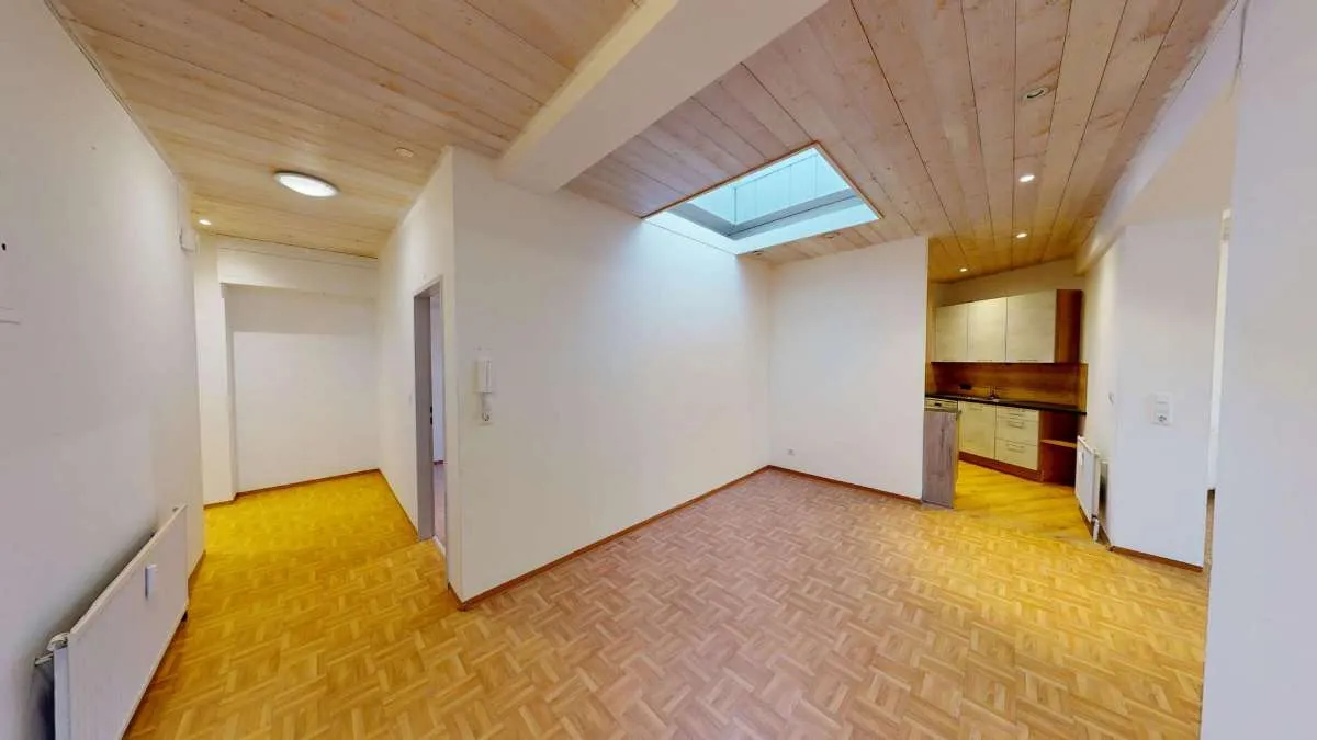 Büro-/Praxiseinheit in attraktiver Lage in Jenbach zu vermieten – pohled 3