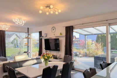 4-Zimmer-Haus kaufen in Braunau am Inn – 182,5 m², € 735.000 – Bild 2 von 15