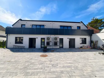 5-Zimmer-Haus mieten in Baden – 165,95 m², € 3.004 – Bild 2 von 22