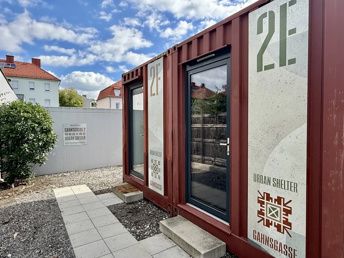 Wohnapartment mit Terrasse und Garten