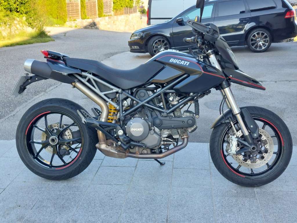 Ducati Hypermotard Tourer