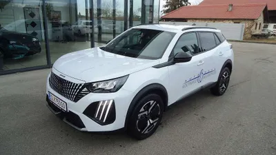 Peugeot 2008 PureTech 100 S&S Allure 6-Gang-Manuell