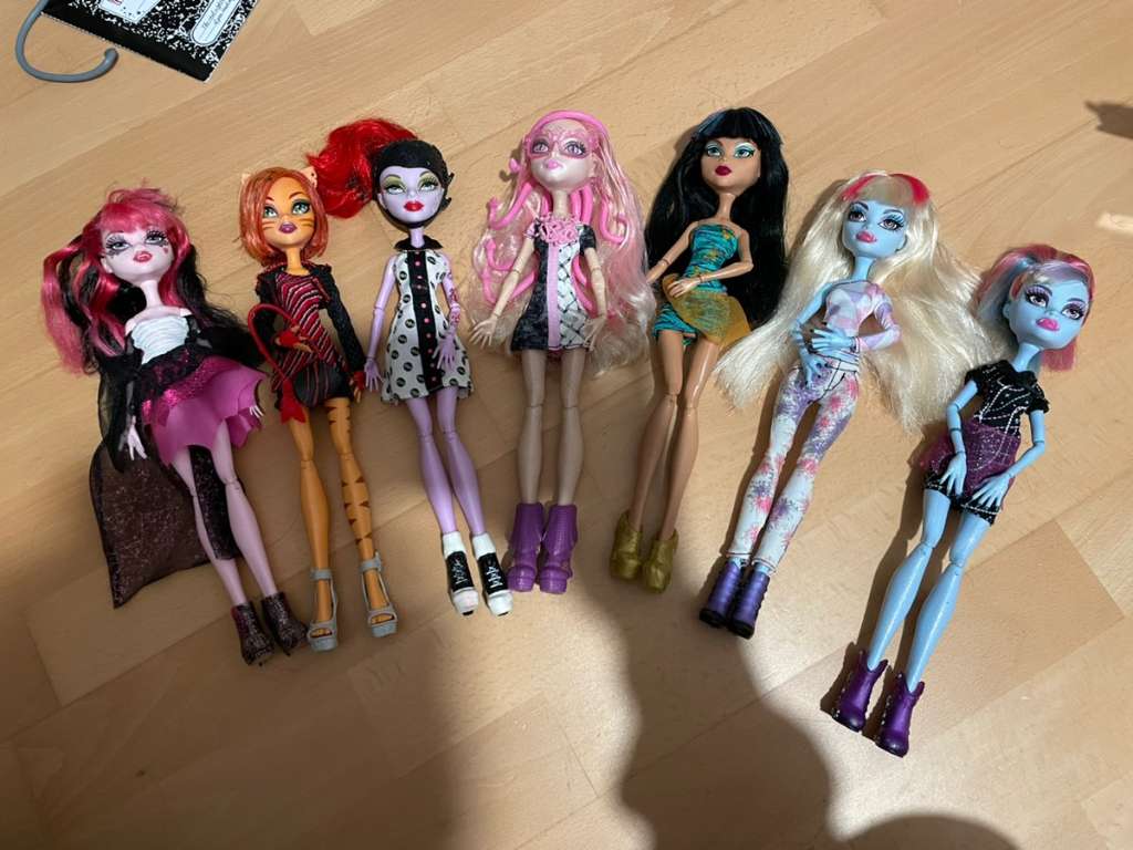 Monster cheapest High Doll Lot