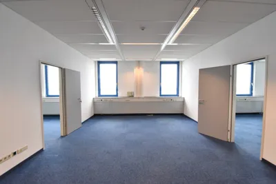 3-Zimmer-Gewerbeimmobilie mieten in Mödling – 108 m², € 1.491 – Bild 3 von 10