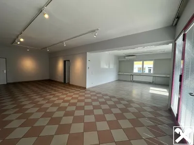 19-Zimmer-Immobilie mieten in Salzburg-Umgebung – 1 120 m², € 14.560 – Bild 8 von 13