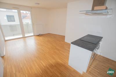 Moderne 2-Zimmer Wohnung mit Loggia nahe Denglerpark