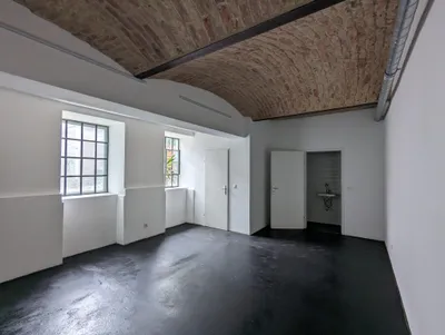 6-Zimmer-Gewerbeimmobilie kaufen in Wien – 128 m², € 519.000 – Bild 1 von 12