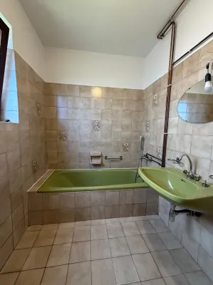 6-Zimmer-Gewerbeimmobilie mieten in Neunkirchen – 125 m², € 1.199 – Bild 46 von 47