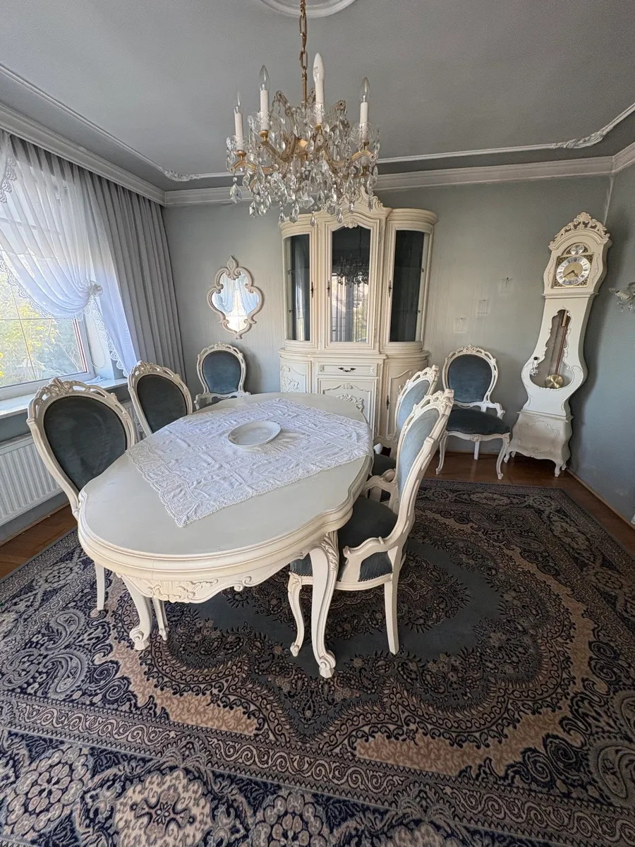RARITÄT: Italienische Möbel, € 1.999,- (4030 Linz)