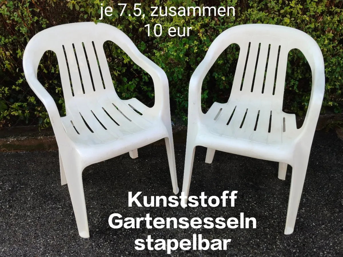 Weiße Kunststoff Garten stapelsesseln, € 7,- (3141 Etzersdorf)