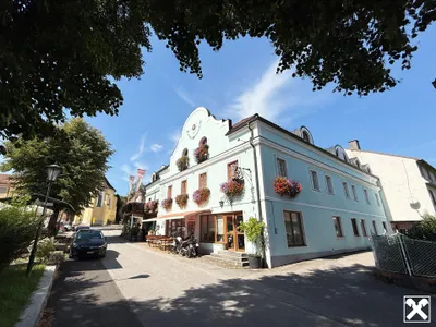 35-Zimmer-Gewerbeimmobilie kaufen in Melk – 1 200 m², € 389.000 – Bild 1 von 47