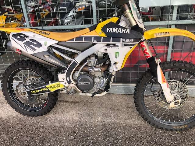 Yamaha YZ 450 F Sondermodell 60th Anniversary Edition 2016 mit Acrapovoc Auspuff 1 Besitz Mot...