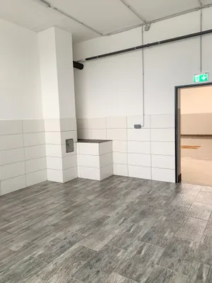 Gewerbeimmobilie mieten in Linz – 325 m², € 4.353 – Bild 10 von 32