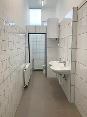 Gewerbeimmobilie mieten in Linz – 325 m², € 4.353 – Bild 26 von 32