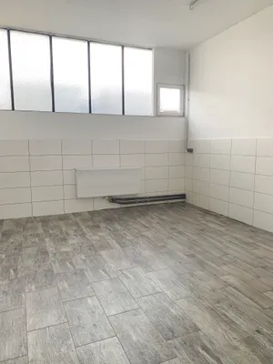 Gewerbeimmobilie mieten in Linz – 325 m², € 4.353 – Bild 9 von 32