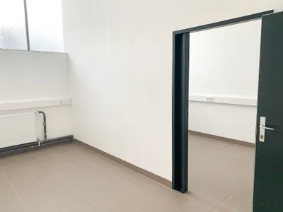 Gewerbeimmobilie mieten in Linz – 325 m², € 4.353 – Bild 23 von 32