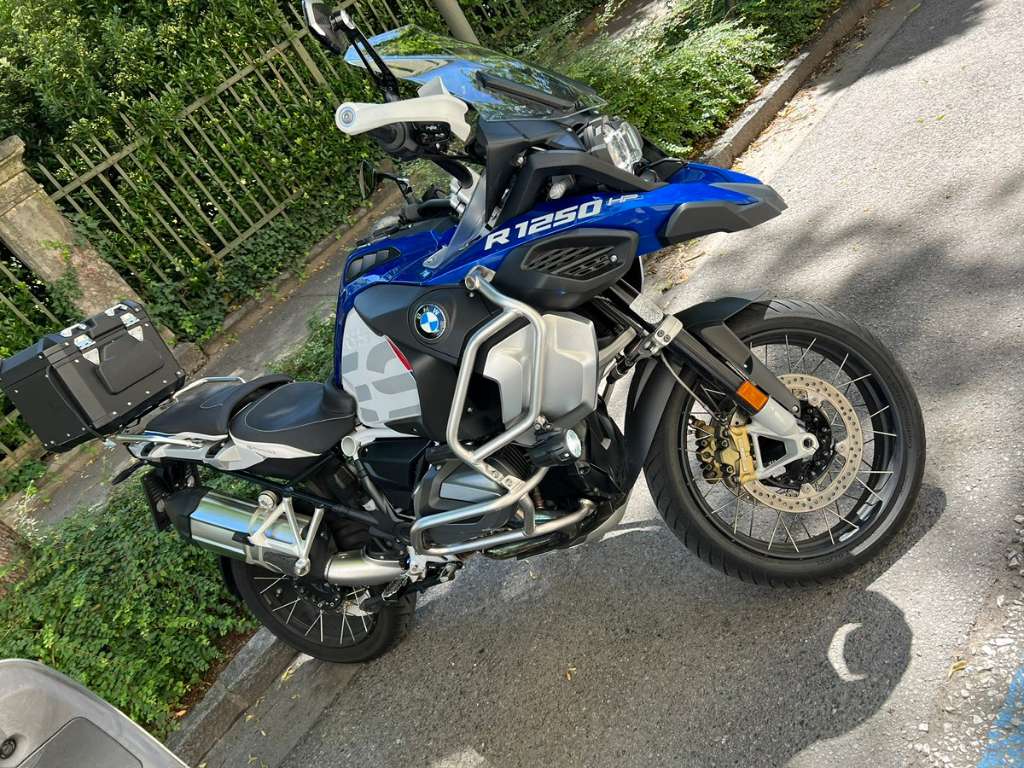 BMW R 1250 Adventure Tourer